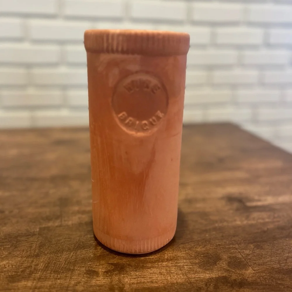 Vintage terra-cotta wine course from Italy